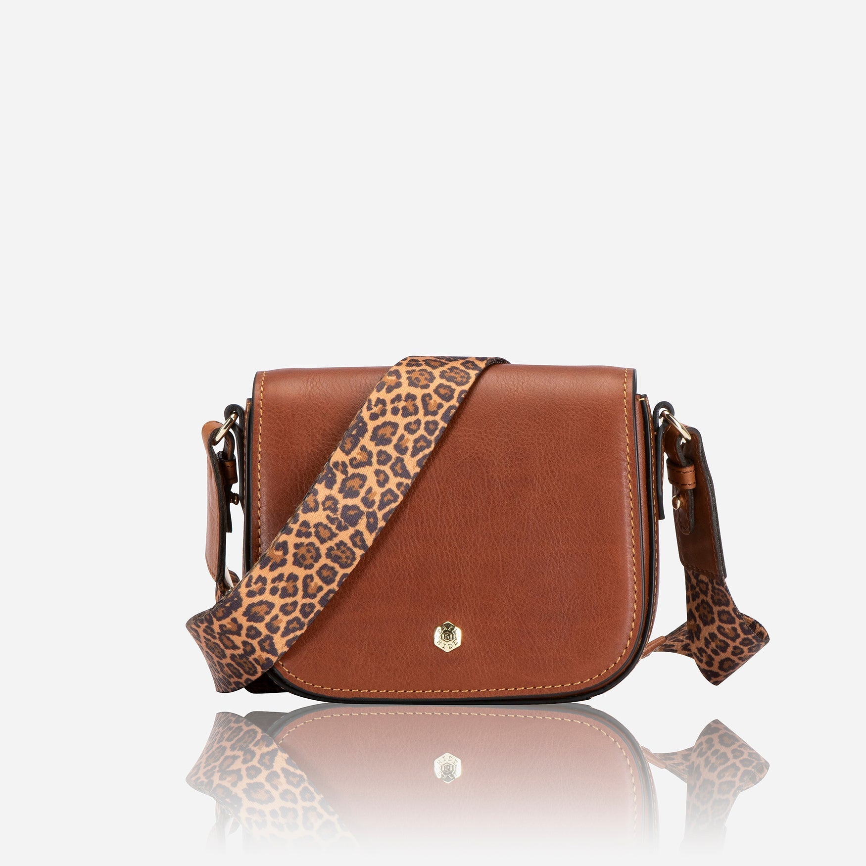 Saddle Bag, Tan Wallets and purses Paris - Jekyll and Hide Australia