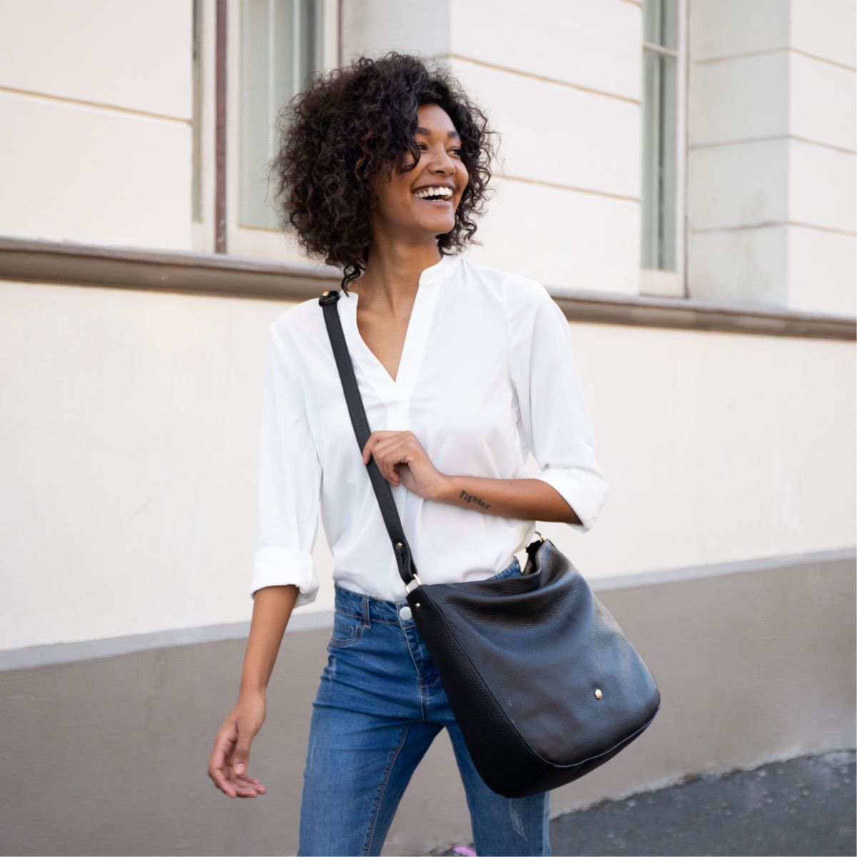 Large Crossbody Bag, Black Cross body organiser Capri - Jekyll and Hide Australia