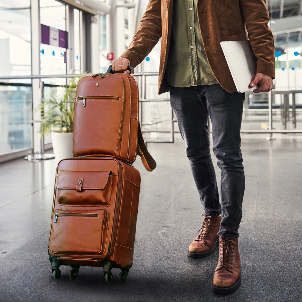 Timeless Leather Accessories for the Ultimate Christmas Gift